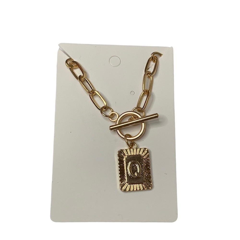 Gold initial necklace